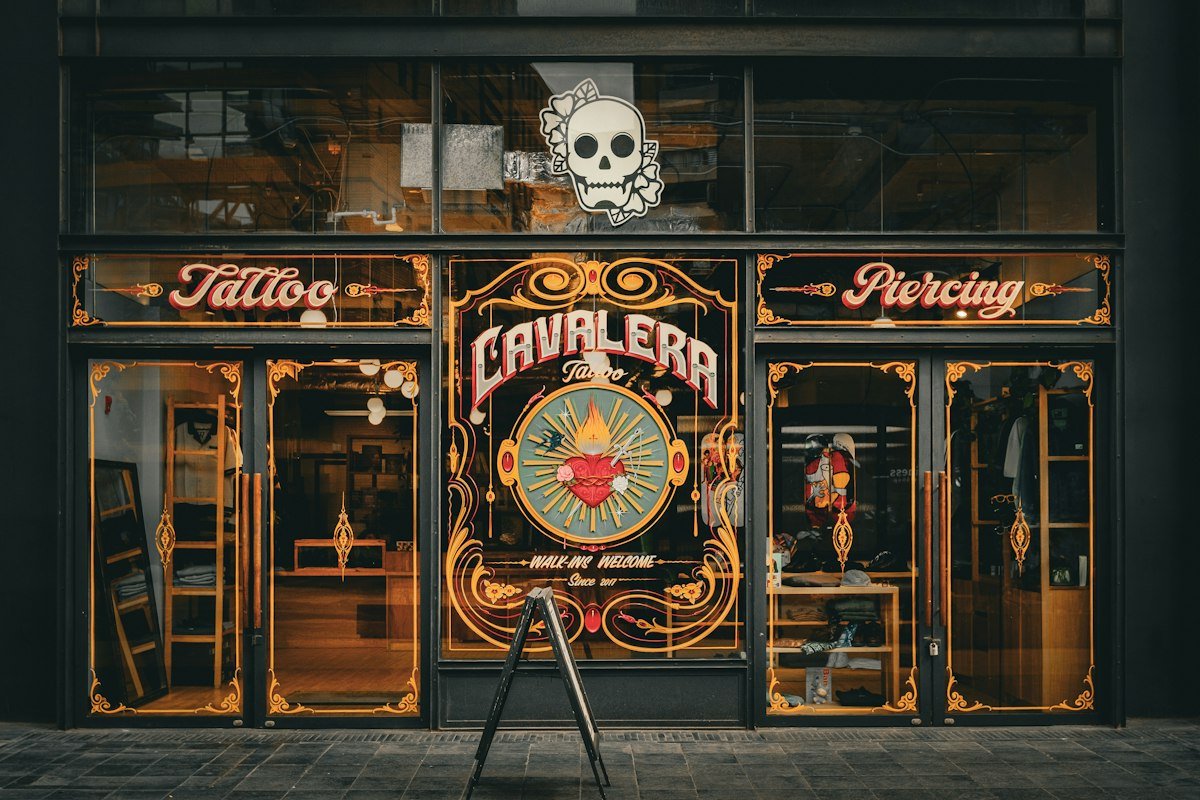 Fachada do estúdio de tatuagem